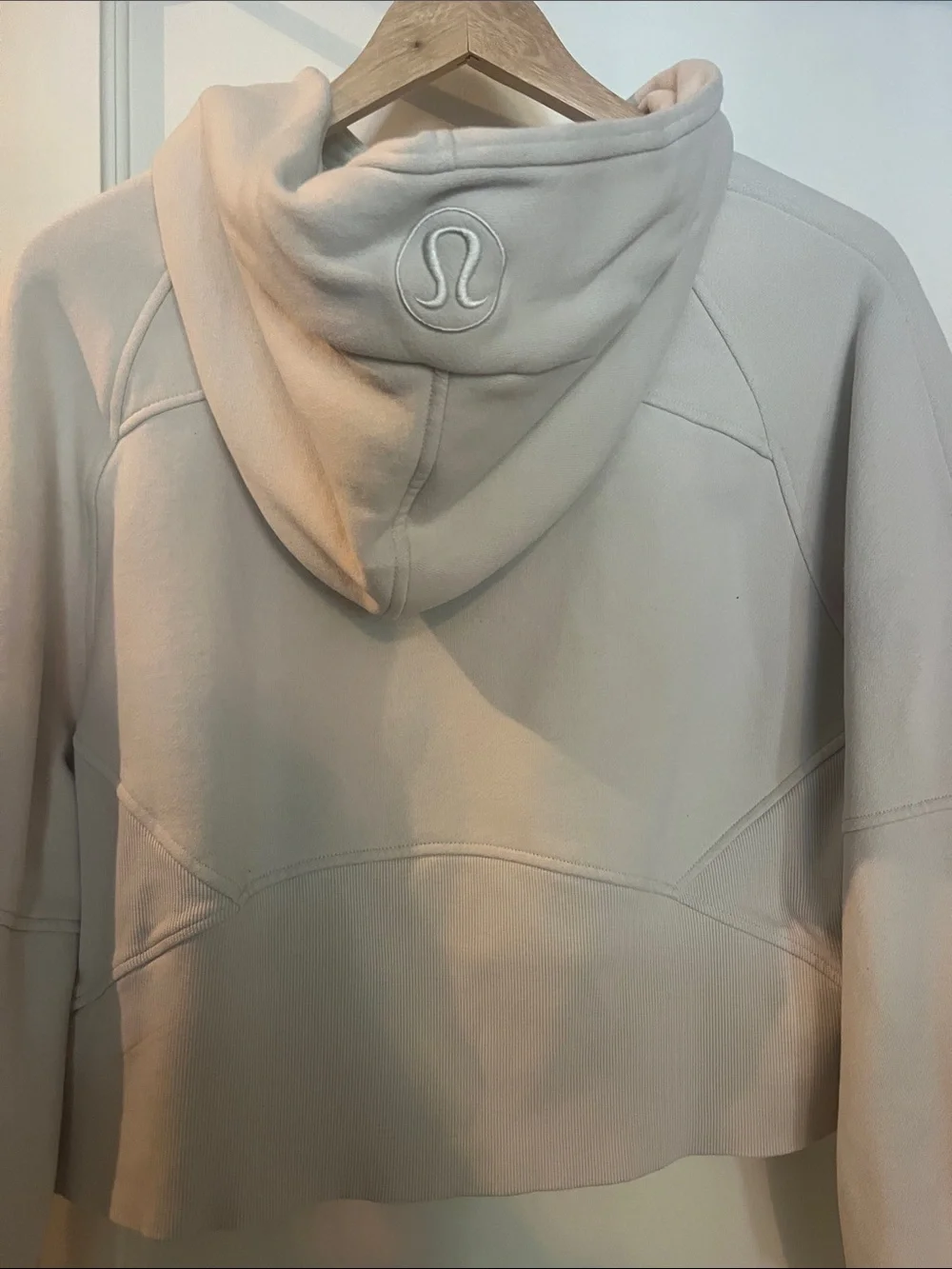 lululemon athletica Cream Hooded Pullover Sweatshirt